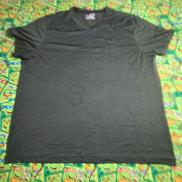 Under Armour T Shirt Mens 2XL Black Heatgear Active Work Out Gym - Picture 1 of 9